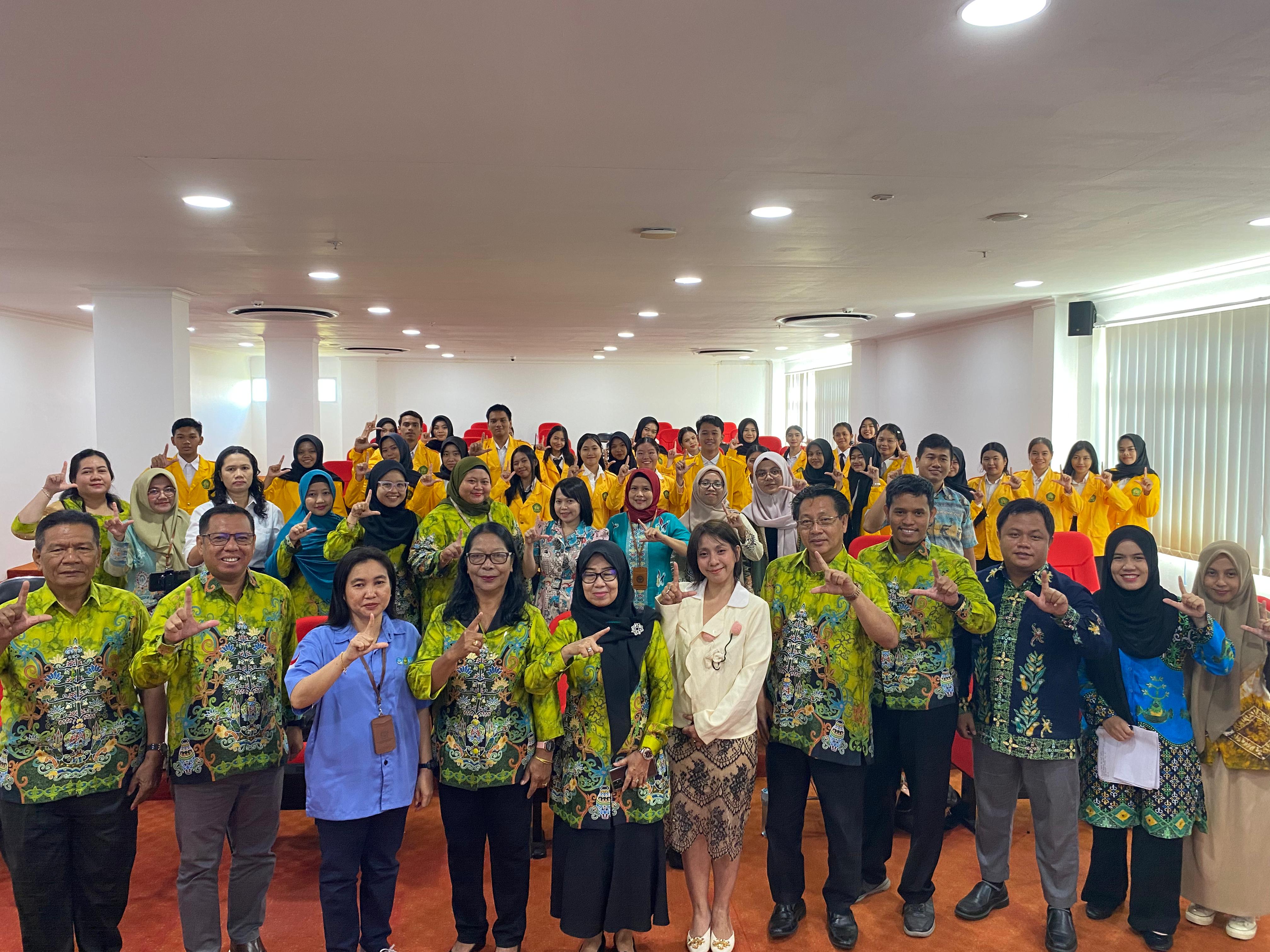 PGSD FKIP UPR Gelar Kuliah Umum Hybrid: "Dari Kelas ke Masa Depan: Membangun Pendidikan Dasar yang Berdampak dan Relevan"